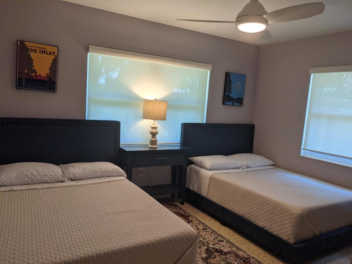 Clematis House Near Arlington Park With Heated Pool Villa Sarasota Exteriör bild